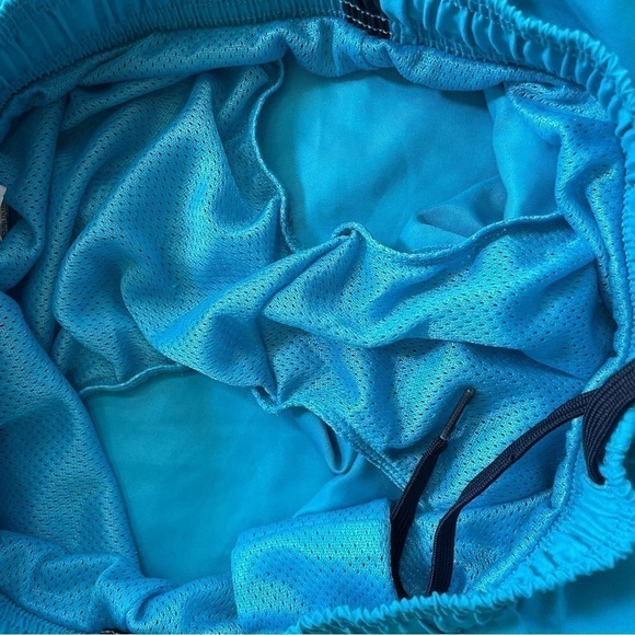 NIKE | MENS BLUE NIKE SWIM TRUNKS, SIZE M - Picture 4 of 4